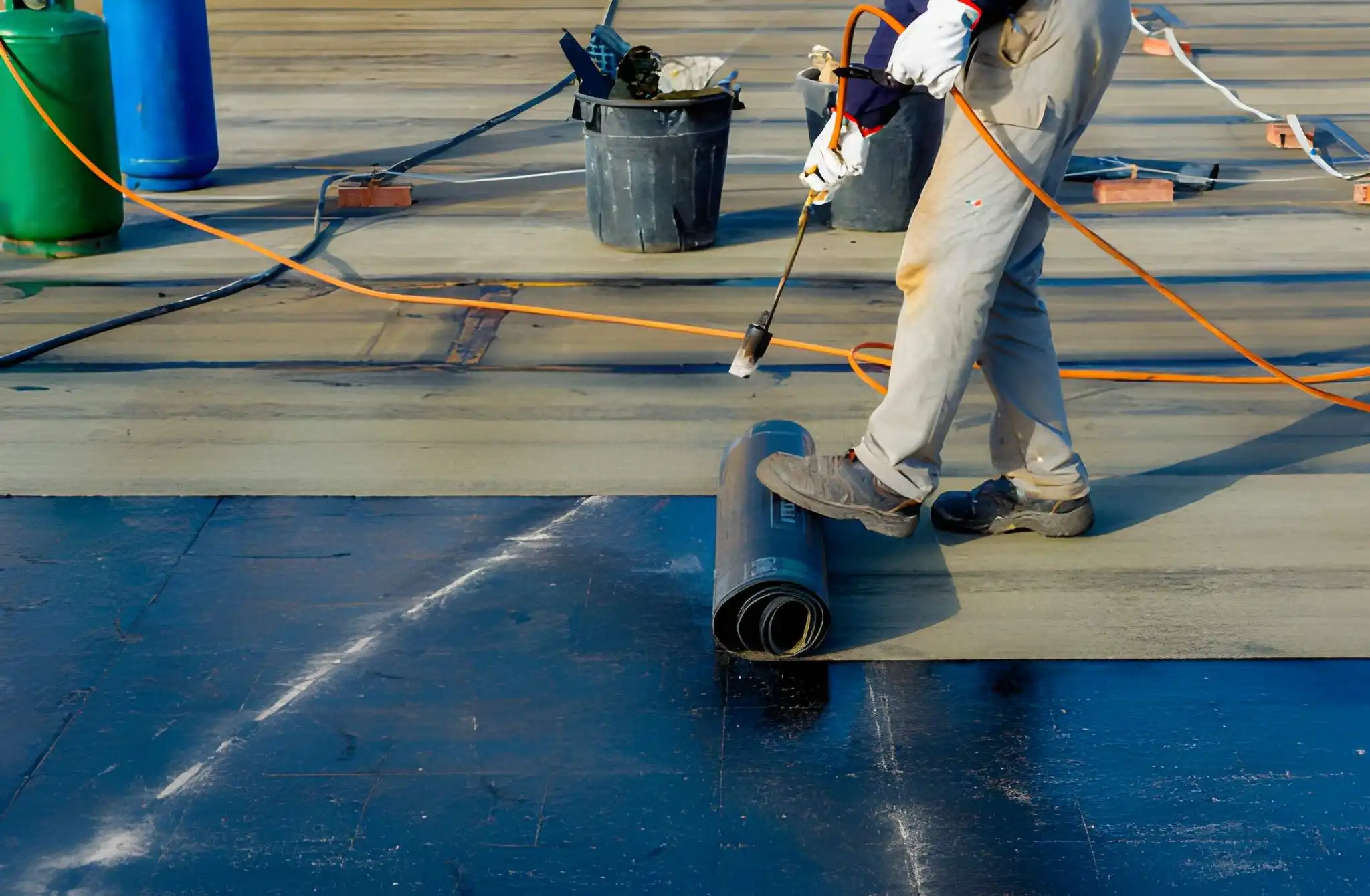 عزل أسطح في دبي